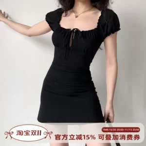 Go Girl Go 自制美式复古胸前镂空系带泡泡袖黑色连衣裙女A字短裙