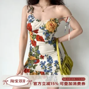 Dress ကြိုးတစ်ချောင်းဂါဝန်